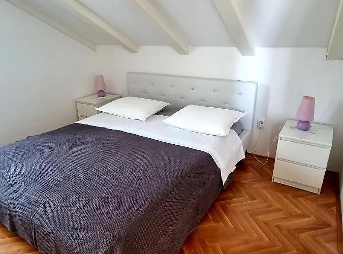 Attic Apartment, Korcula